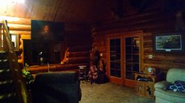 Cabin living2.jpg