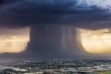 Mushroom shaped cloud.jpg