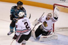 c25bf2ee9675f96fe77d944a7315f92fhawks vs sharks-getty-98944260mw010_chicago_black.jpg