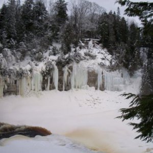 Tahquamenon Falls backside