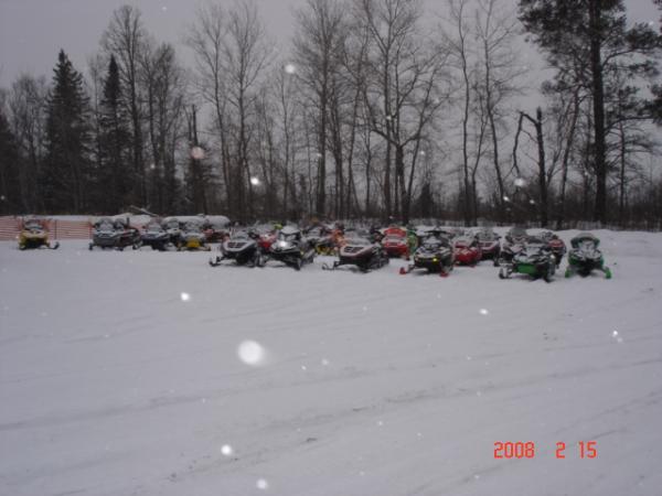 PUB bar Remer Mn 36 sleds EEL pout weekend