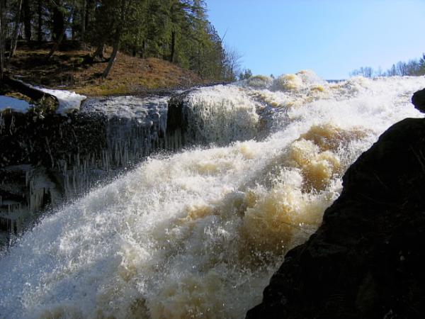 Rainbow Falls