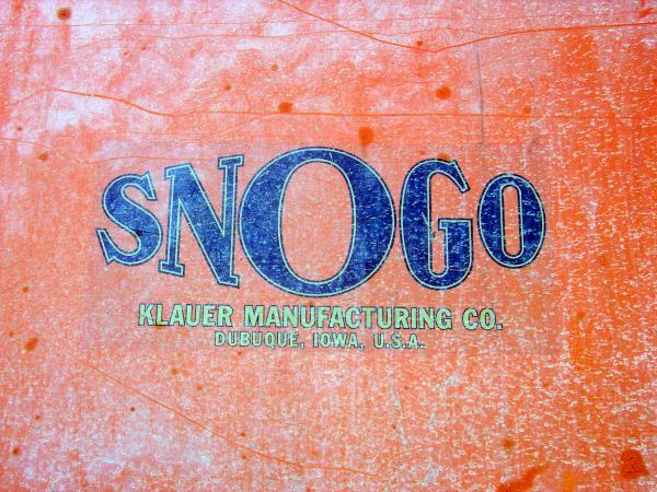 SnoGo snowplow / Klauer Manufacturing, DuBuque, Iowa
circa 1932
Snogo Snow Plow - Wikipedia, the free encyclopedia
Architect: Klauer Mfg. Co. Governin