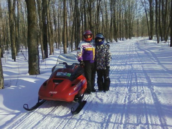 snowmobiling march 2011 8